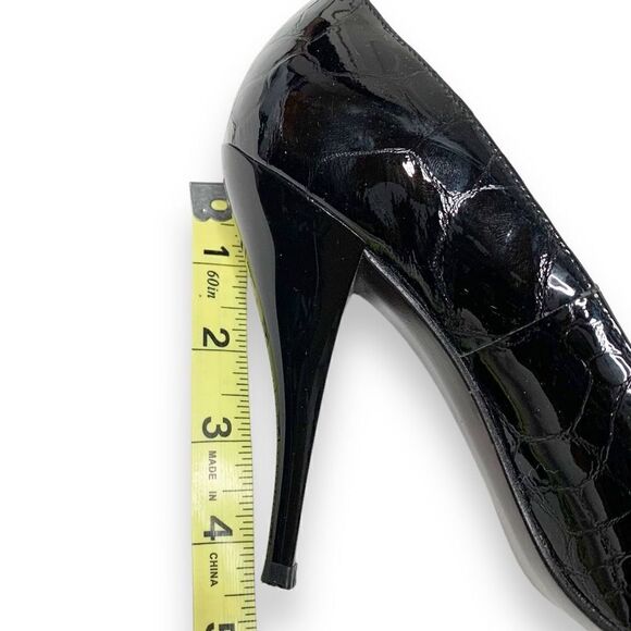 Stuart Weitzman Black Croc Embossed Patent Leather Pointed Toe Pumps Size 7.5 M - Picture 10 of 11
